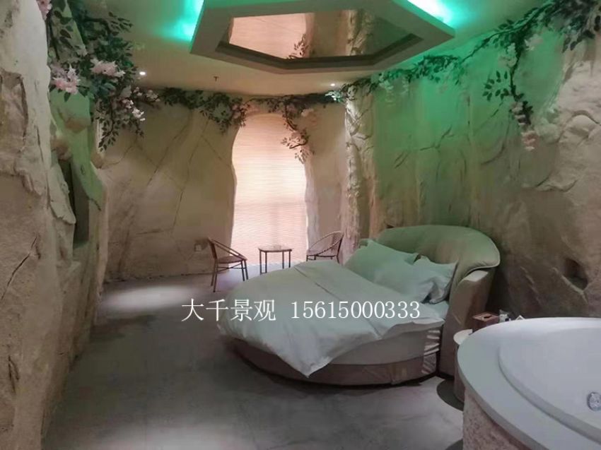 點(diǎn)擊查看詳細(xì)信息<br>標(biāo)題：綠植墻 閱讀次數(shù)：1353