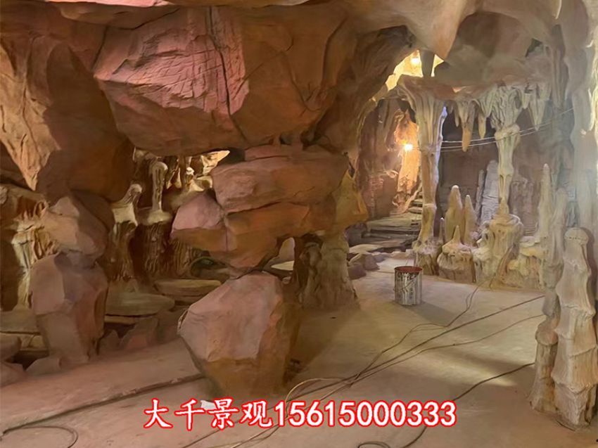 點(diǎn)擊查看詳細(xì)信息<br>標(biāo)題：溶洞民宿 閱讀次數(shù)：1093